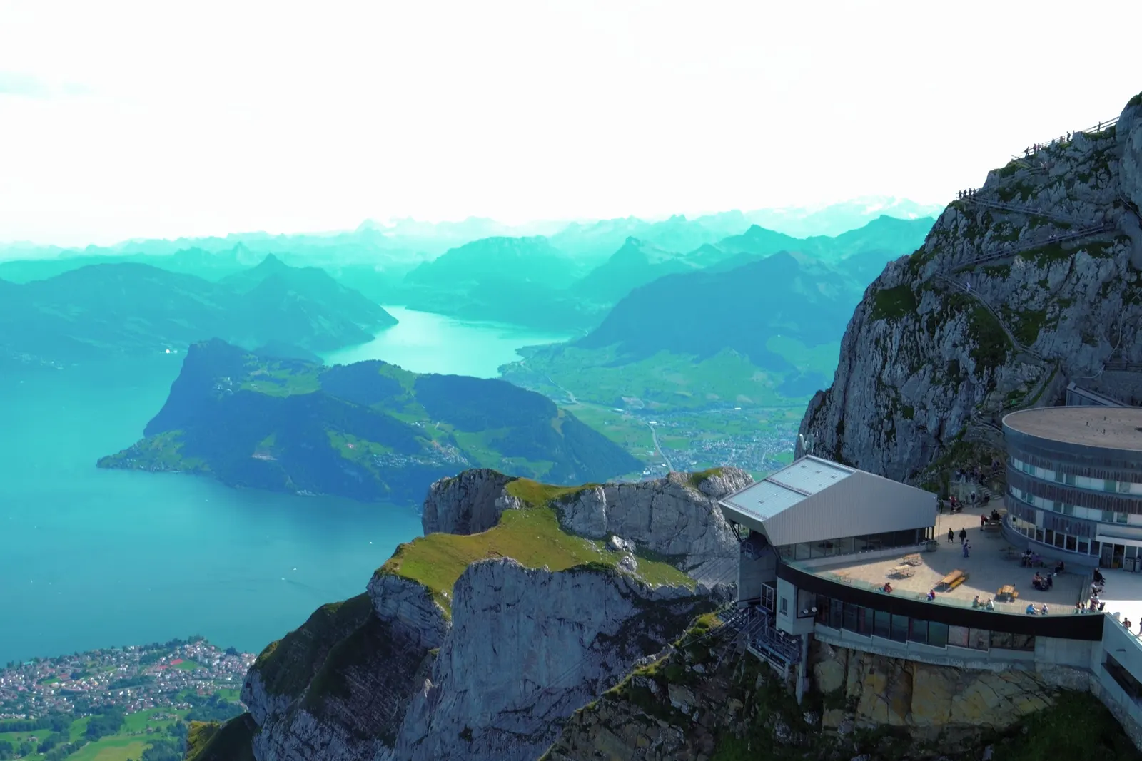 Pilatus Kulm mit Blick auf den Vierwaldstättersee