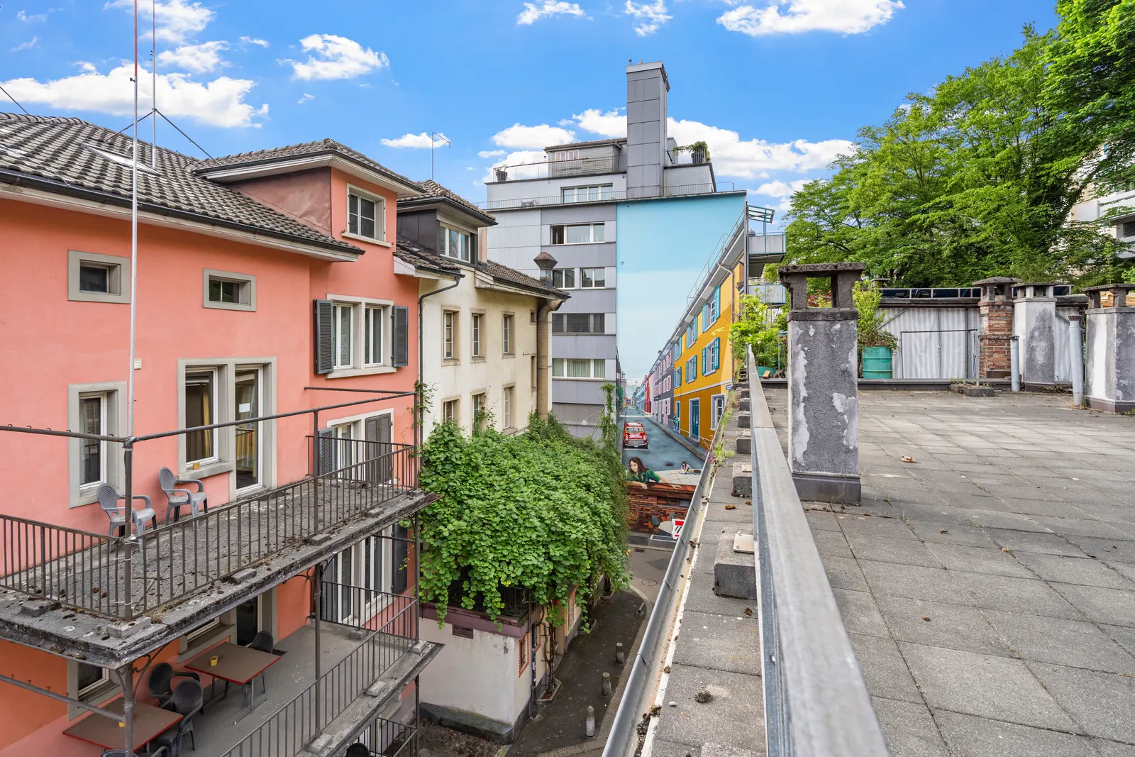 Ersatz, Berg & Berg Luzern, Bild 2