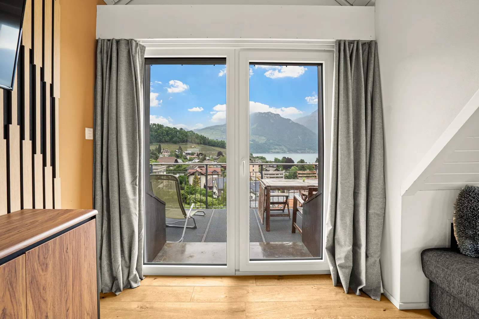 Apartment Superior, Berg & Berg Spiez, Bild 2