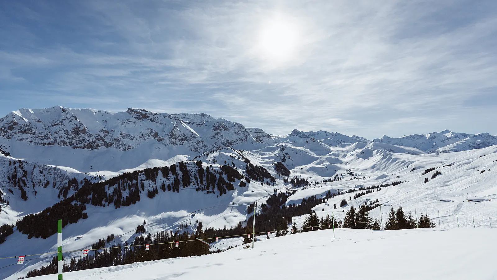 Verschneite Berglandschaft bei Adelboden